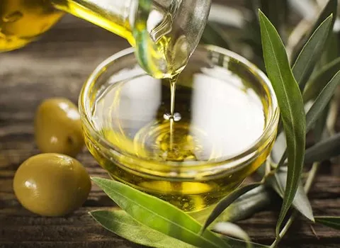 خرید روغن زیتون درجه یک با قیمت استثنایی