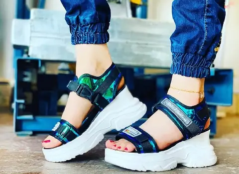 صندل لژدار دخترانه اسپرت با متنوع ترین مدل ها و بهترین قیمت