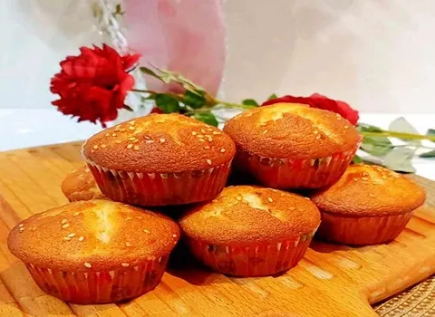 کیک یزدی با 2 روش خانگی، قنادی اصل + طرز تهیه