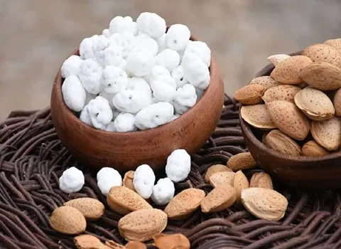 خرید و قیمت روز نقل بادامی ارومیه