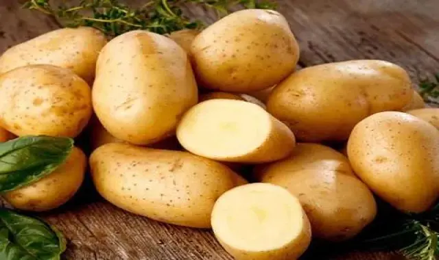 خواص سیب زمینی برای سلامتی پوست مو و بررسی ارزش غذایی آن
