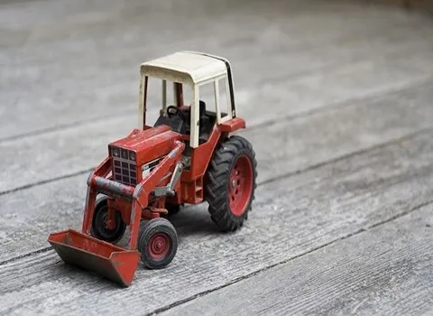 خرید و قیمت انواع تراکتور ریلی اسباب بازی