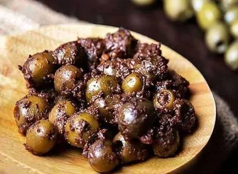 خرید زیتون پرورده رستورانی تازه با طعم بی نظیر