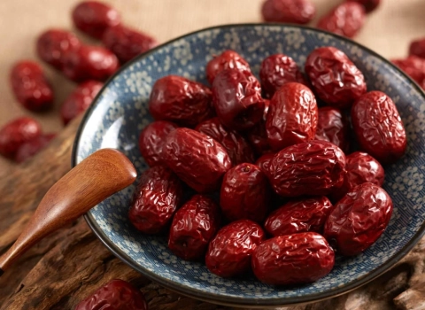 خرید و لیست قیمت عناب خشک با بهترین کیفیت