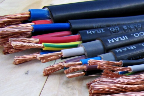 سیم و کابل خوزستان؛ رسانایی برق سیم کشی پلاستیکی Khuzestan pvc