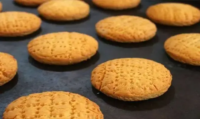 قیمت خرید کلوچه زنجبیلی بازاری + آموزش