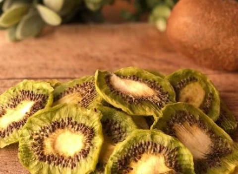 قیمت کیوی خشک خانگی خوشمزه و پرخاصیت در بسته بندی های متنوع