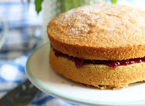 کیک خانگی در تهران؛ هویج گردو ماندگاری 72 ساعت