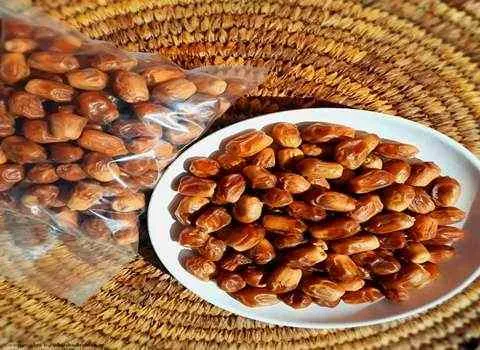 خرید عمده خرما کبکاب زاهدی با بهترین شرایط