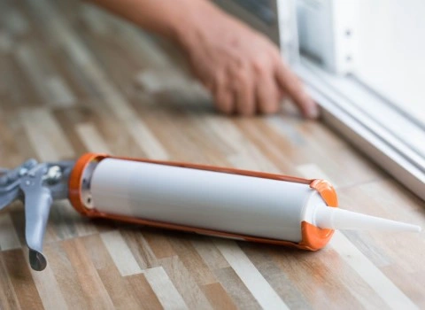 خرید جدیدترین انواع چسب آکواریوم کاسپین