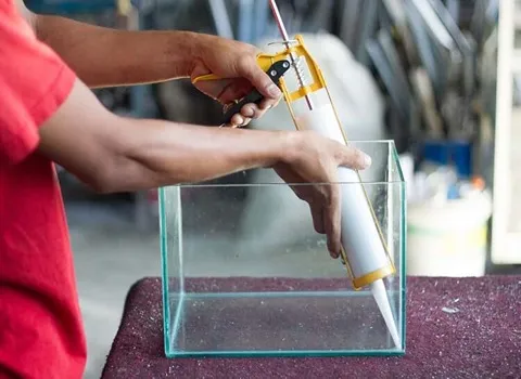 خرید و قیمت چسب آکواریوم درجه یک ایرانی