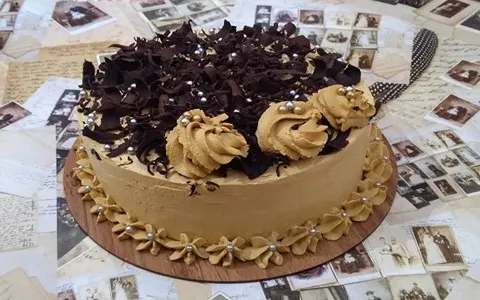 بهترین کیک بستنی نسکافه ای + قیمت خرید عالی