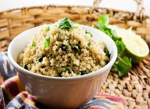 خرید عمده کینوا سه رنگ با بهترین شرایط