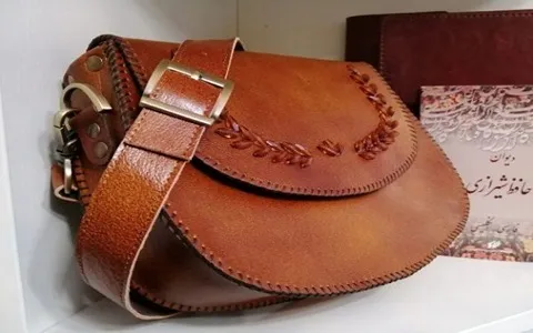 کیف چرم دست دوز مجلسی همراه با توضیحات کامل و آشنایی