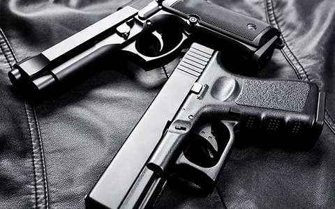 تفنگ کلت اسباب بازی ساچمه ای؛ مهیج  راحت خوش دست سبک اندازه (10 12 سانتی متر)