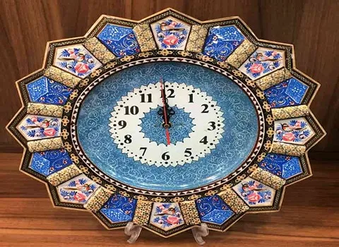 ساعت دیواری مینا کاری؛ فلز مقاوم طرح زیبا سنتی