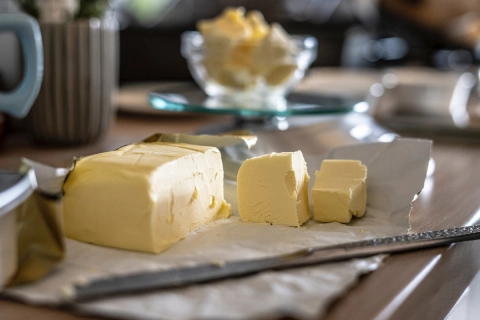 روغن حیوانی کرمانشاهی اصل؛ زرد معطر ارگانیک (300 500 700) گرمی