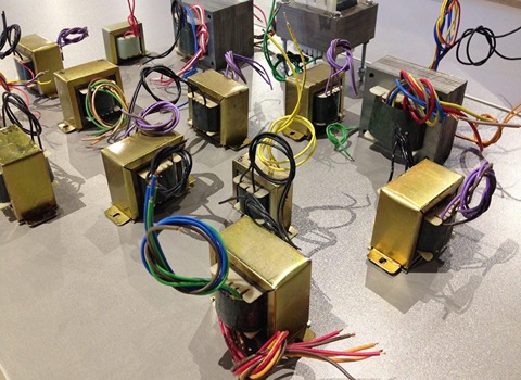 ترانسفورماتور افزاینده خانگی همراه با توضیحات کامل و آشنایی