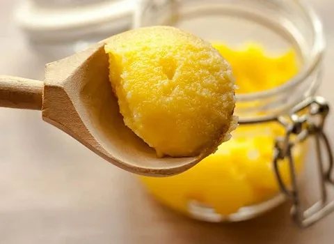 روغن دنبه خانگی؛ تقویت مو حاوی امگا 3 ویتامین A