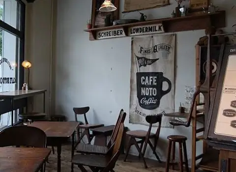 قیمت میز و صندلی برای کافی شاپ