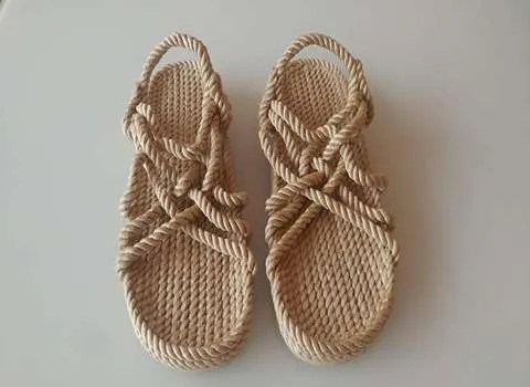 دمپایی صندل شیک؛ پلاستیکی چرمی 3 مدل بند دار جلو باز لا انگشتی 