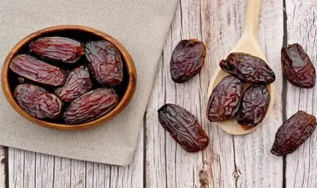 خرما زاهدی مروارید سیاه | خرید با قیمت ارزان
