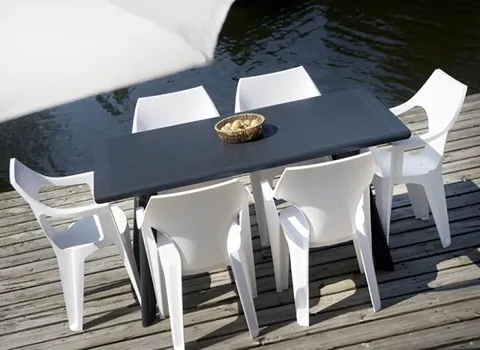 میز و صندلی پلاستیکی قم؛ ساده سوزنی حصیری 2 نوع بزرگسال بچه گانه