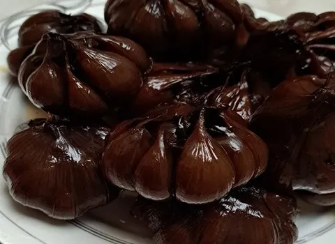 قیمت سیر ترشی ده ساله