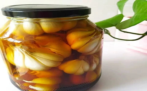 مرجع قیمت انواع سیر ترشی + خرید ارزان