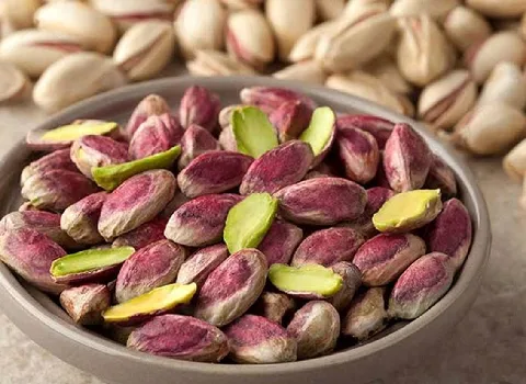 مغز پسته بدون نمک؛ خام فاقد کلسترول رفع کم خونی Vitamin D3