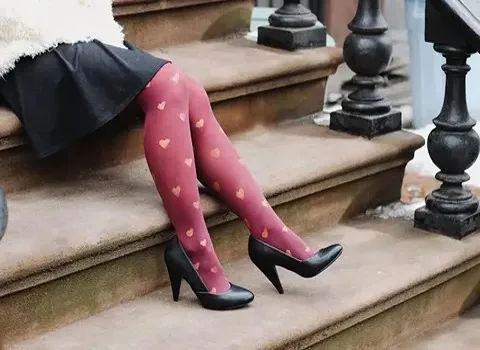 راهنمای خرید جوراب شلواری زنانه + قیمت عالی