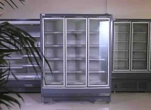یخچال ویترینی برای مغازه؛ شیشه سکوریت دارای سیستم سرمایشی انرژی A 