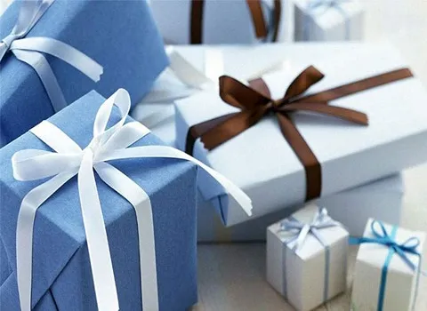 جعبه کادو عمده؛ مستطیلی مربعی قلبی 3 رنگ سفید صورتی قرمز مستحکم