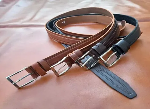 کمربند مردانه چرم گاومیش؛ مشکی قهوه ای مستحکم (130*4) سانتیمتری