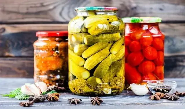 ترشی خیارشور ترد؛ کاهش وزن رفع بوی بد دهان حاوی potassium