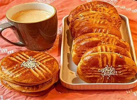 کلوچه شیرین خانگی همراه با توضیحات کامل و آشنایی