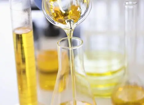  روغن مایع ذرت و میزان مصرف ماهانه آن در غدا