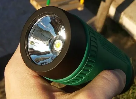 خرید و قیمت چراغ قوه شارژی خورشیدی