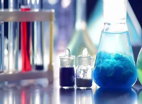 اسید سولفونیک پدیده؛ مایع بی رنگ روغنی (صنعتی آزمایشگاهی)