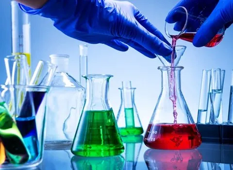 تولید تجهیزات آزمایشگاهی با کیفیتی عالی و قیمت ویژه