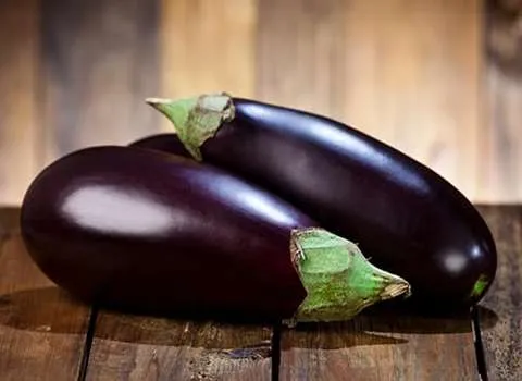 خرید جدیدترین انواع بادمجان سیاه قلمی