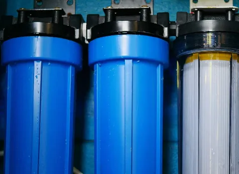 دستگاه تصفیه آب برای مغازه؛ کاهش سختی مواد سمی بوی نامطبوع