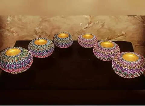 جاشمعی نقطه کوبی (صنایع دستی) استوانه ای گرد سفالی شهر تبریز