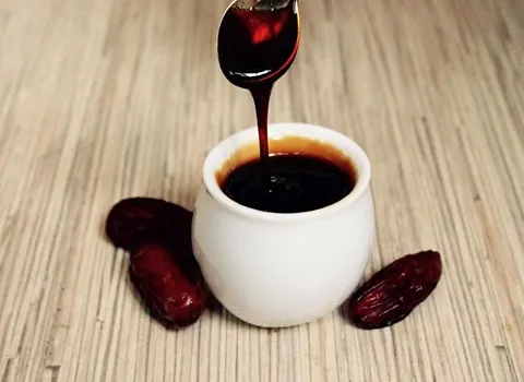 قیمت شیره خرما یک کیلویی در بسته بندی شکیل