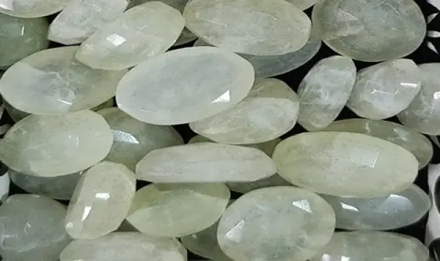 سنگ زمرد سفید خام | خرید با قیمت ارزان