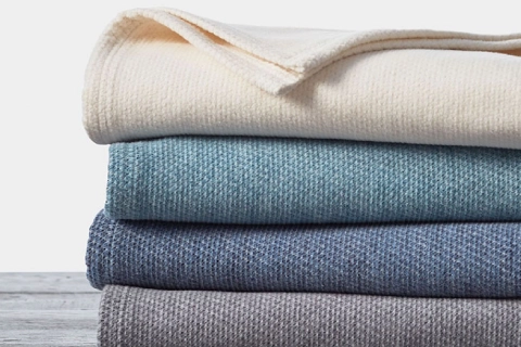 پتو مسافرتی طرح جدید؛ حوله ای مخملی برجسته سه بعدی سرمه ای 4 سال