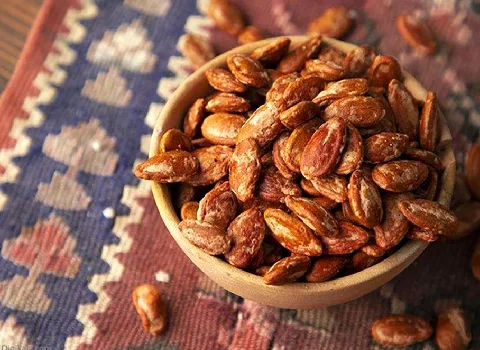 تخمه ژاپنی؛ قهوه ای طبع سرد حاوی کلسیم پتاسیم Vitamin