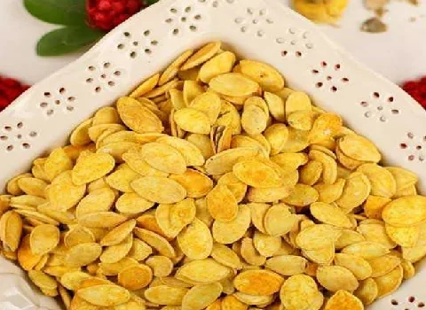 تخمه کدو مرمری زرد؛ گوشتی صدفی سرد (شور سرکه ای لیمویی)