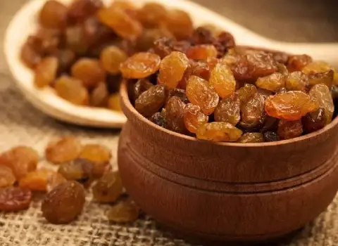 خرید انواع کشمش پاک شده با بهترین قیمت