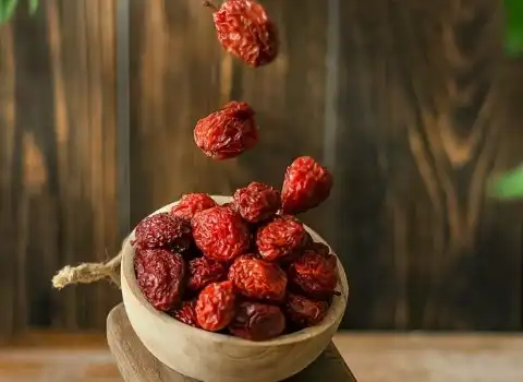 آلو جنگلی شمال (آلوچه) ترشک سیاه قرمز یبوست فشارخون plum